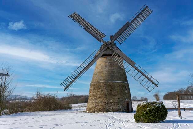 Windmühle Eisbergen Winter Schnee, Deutschland, Europa Copyright: imageBROKER/RolfxFischer iblrfi06755909.jpg