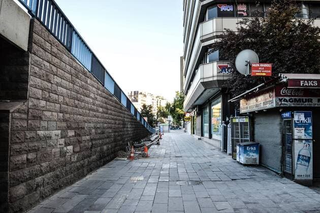 Nationwide Sunday curfews continue in Turkey A deserted street in the city centre during a nationwide Sunday curfew imposed to stem the spread of coronavirus (COVID-19) in Ankara, Turkey, on Sunday, June 6, 2021. Ankara Turkey gocherimagery210606_011  Copyright: xAltanxGocherx