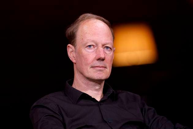 Martin Sonneborn bei der lit.Cologne Veranstaltung Kanzlerduell der Herzen als Stream aus dem Theater am Tanzbrunnen. Die lit.Cologne 2021 findet wegen der Corona-Pandemie als digitales Event mit Streams statt. Köln, 04.06.2021 *** Martin Sonneborn at the lit Cologne event Chancellors Duel of Hearts as a stream from the Theater am Tanzbrunnen Due to the Corona Pandemic, lit Cologne 2021 will take place as a digital event with streams Cologne, 04 06 2021 Foto:xC.xHardtx xFuturexImage