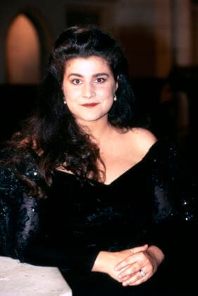 CECILIA BARTOLI Cecilia Bartoli, italienische Opernsängerin, Koloratur-Mezzosopranistin, Portrait 1997. Cecilia Bartoli, Italian Opera singer, Coloratura mezzo-soprano, portrait 1997., Deutschland Copyright: kpa UnitedArchives55021767 EDITORIAL USE ONLY