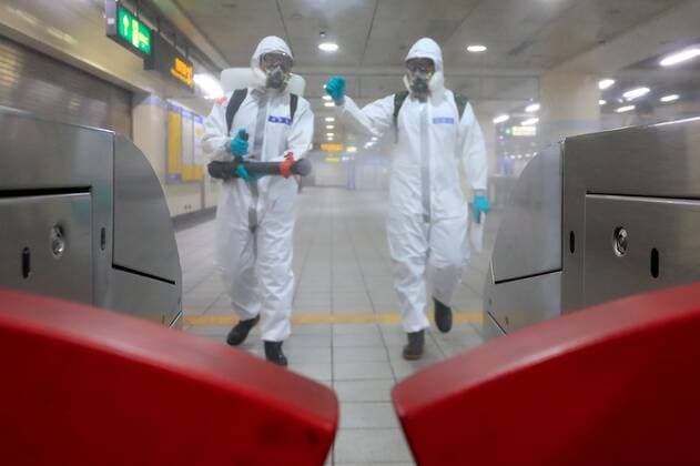 June 8, 2021, Taipei, Taipei, Taiwan: Military troops disinfect public areas and transport in Taipei, following a serious outbreak with an increasing number of domestic infections and deaths related to the COVID-19 disease. Taiwan has extended its Level 3 COVID-19 alert while expanding the scale of vaccinations among the public including opening massive vaccination centres Taipei Taiwan - ZUMAs313 20210608_zip_s313_002 Copyright: xDanielxCengxShou-Yix