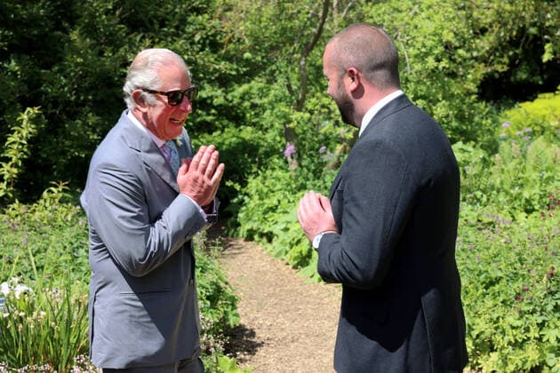 . 08 06 2021. Oxford, United Kingdom. Prince Charles, Prince of Wales, during a visit to the Oxford Botanic Garden in Oxford, United Kingdom, to mark the GardenÕs 400th Anniversary.  xPoolx xi-Imagesx IIM-22245-0013