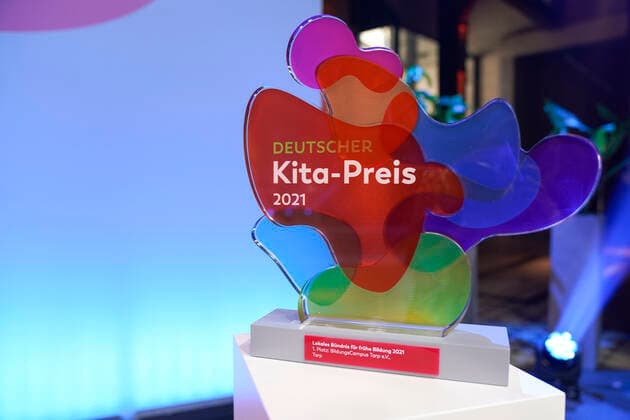 Verleihung des deutschen KITA Preis 2021 Aktuell, 09.06.2021, Berlin, Morderatorin Barbara Schoeneberger bei der Verleihung des Deutschen KITA Preis 2021 Berlin Berlin Deutschland
