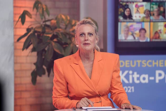 Verleihung des deutschen KITA Preis 2021 Aktuell, 09.06.2021, Berlin, Morderatorin Barbara Schoeneberger bei der Verleihung des Deutschen KITA Preis 2021 Berlin Berlin Deutschland