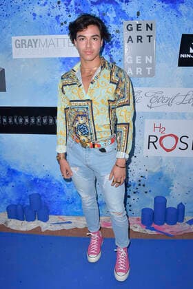 Rodrigo bei der Veranstaltung Gen Art Muse 2021: An Evening of Art, Fashion, Film, and Music im Gray Matter Museum. Newport Beach, 10.06.2021