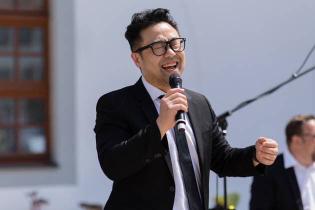 Mittelsächsischen Philharmonie - Kleines Konzert am Obermarkt Freiberg - Von London bis Seoul mit Elias Han und Niki Liogka - 11.06.2021 Elias Han