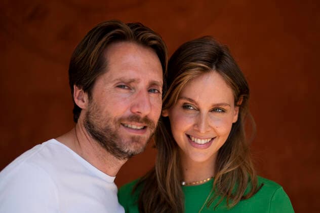 Entertainment Bilder des Tages Ophelie Maunier et Mathieu Vergne CELEBRITES : Internationaux de France Roland Garros 2021 - Paris - 11 06 2021 JBAutissier Panoramic 
