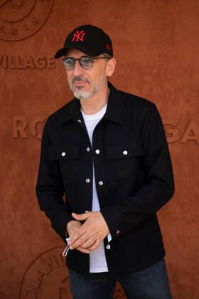 Gad Elmaleh CELEBRITES : Internationaux de France Roland Garros 2021 - Paris - 11 06 2021 JBAutissier Panoramic 