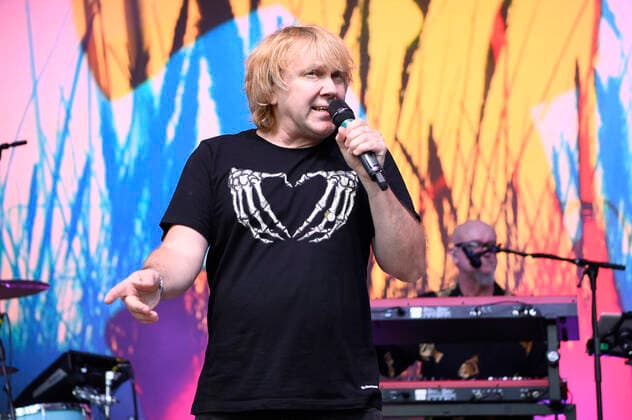 Tobias Künzel (Die Prinzen) als Gast bei Fury in the Slaughterhouse live im Rahmen der Konzertreihe Back on Stage auf der Gilde Parkbühne. Hannover, 11.06.2021