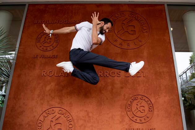 Mathieu Forget CELEBRITES : Internationaux de France Roland Garros 2021 - Finale Femmes - Paris - 12 06 2021 JBAutissier Panoramic 