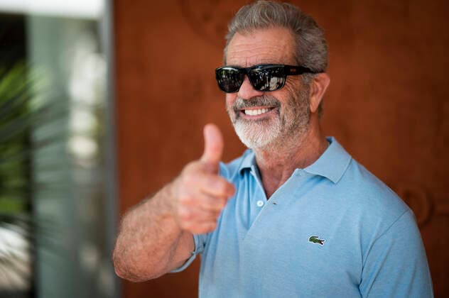 Bilder des Jahres 2021, Entertainment 06 Juni Entertainment Themen der Woche KW23 Entertainment Bilder des Tages Mel Gibson CELEBRITES : Internationaux de France Roland Garros 2021 - Finale Hommes - Paris - 13 06 2021 JBAutissier Panoramic 