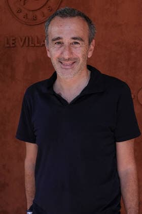 Internationaux de tennis de Roland Garros 2021. Village du 13 Juin 268961 2021-06-13 France Semoun, Elie  Copyright: xSergexArnalx xStarfacex STAR_268961_025