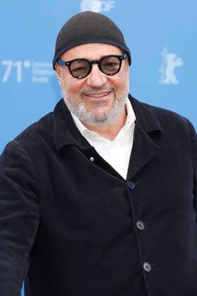 Gianfranco Rosi bei der Ankunft zur Preisverleihung der Berlinale Summer Special 2021 71. Internationale Filmfestspiele Berlin im Freiluftkino Museumsinsel. Berlin, 13.06.2021