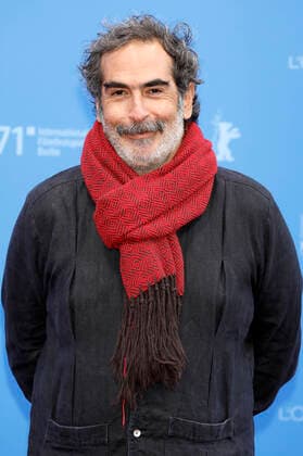 Yibran Asuad bei der Ankunft zur Preisverleihung der Berlinale Summer Special 2021 71. Internationale Filmfestspiele Berlin im Freiluftkino Museumsinsel. Berlin, 13.06.2021