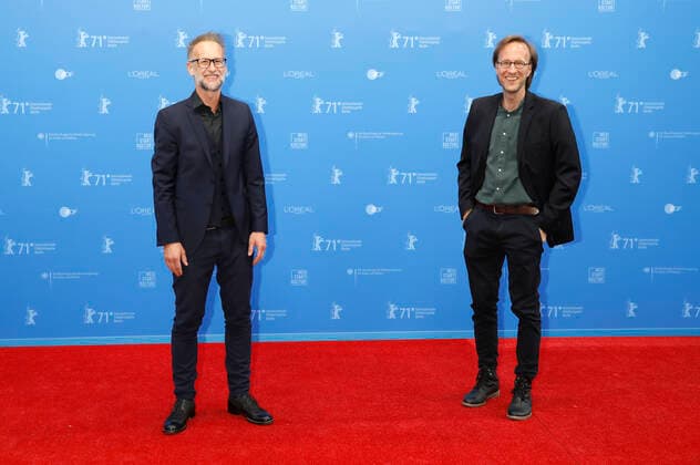 Tamas Dobos und Denes Nagy bei der Ankunft zur Preisverleihung der Berlinale Summer Special 2021 71. Internationale Filmfestspiele Berlin im Freiluftkino Museumsinsel. Berlin, 13.06.2021