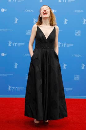 Lilla Kizlinger bei der Ankunft zur Preisverleihung der Berlinale Summer Special 2021 71. Internationale Filmfestspiele Berlin im Freiluftkino Museumsinsel. Berlin, 13.06.2021