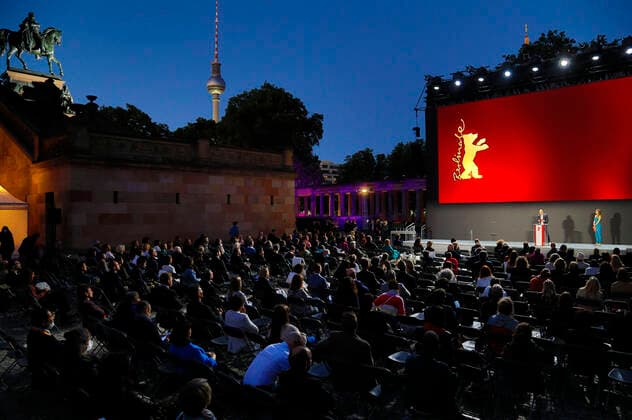 bei der Preisverleihung der Berlinale Summer Special 2021 71. Internationale Filmfestspiele Berlin im Freiluftkino Museumsinsel. Berlin, 13.06.2021