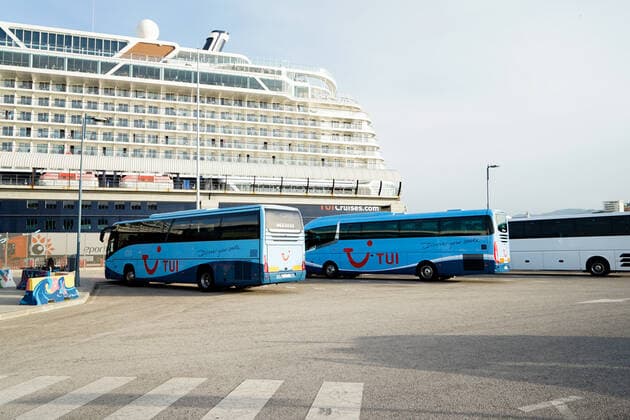 June 15, 2021, Malaga, Spain: Buses waiting for German tourist off the Mein Schiff 2 Cruise..Mein Schiff 2 is the first international cruise that has docked at Iberian Peninsula since Covid19 pandemic started. Spain lifted the ban for international cruise ships to dock in Spanish ports on May 30th. Malaga Spain - ZUMAs197 20210615_zaa_s197_032 Copyright: xFrancisxGonzalezx