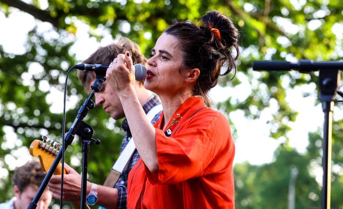 Konzert von francoiz breut, Festsaal Kreuzberg im Garten, Berlin francoiz breut