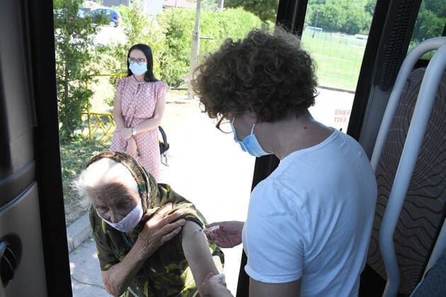 Croatia Coronavirus vaccine bus A woman is being vaccinated at Coronavirus vaccine bus in Bjelovar, Croatia on June 17, 2021. Coronavirus vaccine bus travelling around city of Bjelovar and suburbs offering a walk-in vaccine service. DamirxSpehar PIXSELL