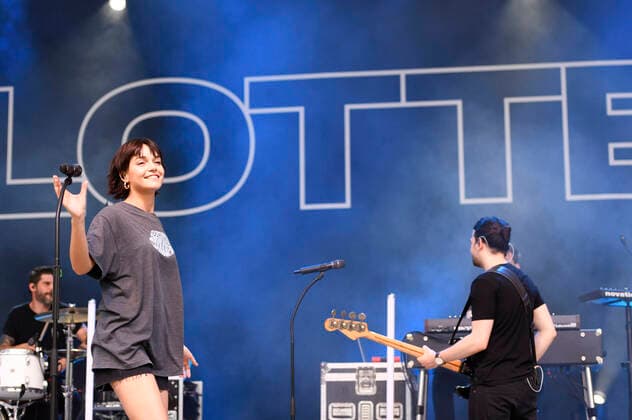 Lotte live im Rahmen der Konzertreihe Back on Stage auf der Gilde Parkbühne. Hannover, 20.06.2021