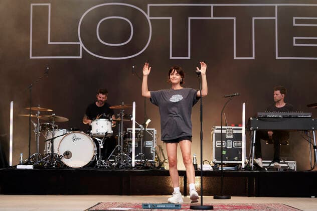 Lotte live im Rahmen der Konzertreihe Back on Stage auf der Gilde Parkbühne. Hannover, 20.06.2021