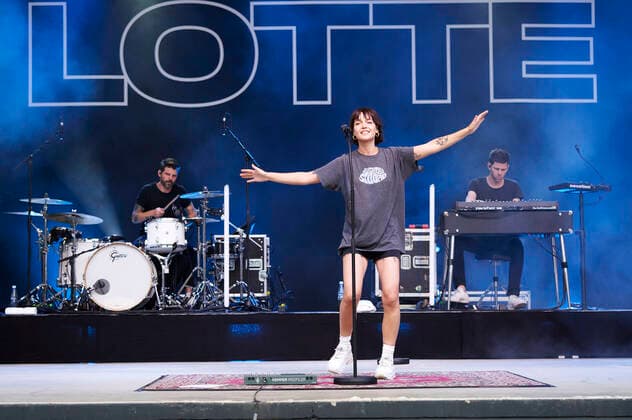 Lotte live im Rahmen der Konzertreihe Back on Stage auf der Gilde Parkbühne. Hannover, 20.06.2021