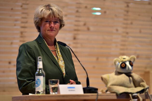 Eröffnung ANOHA im Jüdischen Museum Berlin Prof. Monika Grütters, MdB Kulturministerin, mit Lieblingsstofftier Katta, Lemur PK zur Eröffnung der Kinderwelt ANOHA im Jüdischen Museum in Berlin am 23.06.2021 *** Opening of ANOHA at the Jewish Museum Berlin Prof. Monika Grütters, MdB Minister of Culture, with her favourite stuffed animal Katta, Lemur PK for the opening of the childrens world ANOHA at the Jewish Museum in Berlin on 23 06 2021 Photopress Mueller