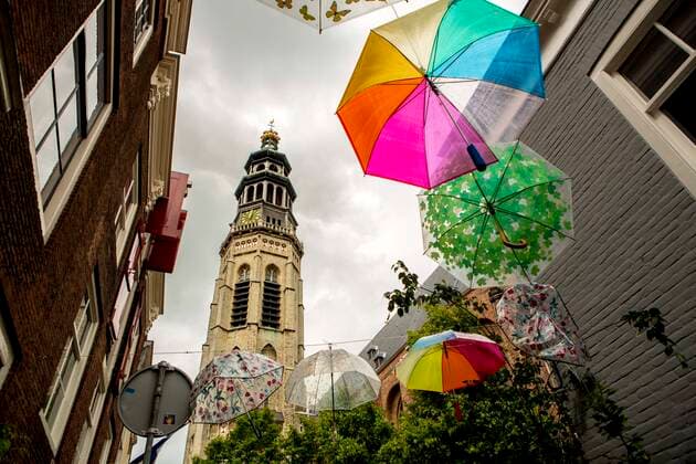 Der Turm Langer Jan gehört zum Klosterkomplex in Middelburg ( Zeeland Niederlande ). Die Abtei ist ein ehemaliges Stift der Prämonstratenser in Middelburg in den Niederlanden. Langer Jan