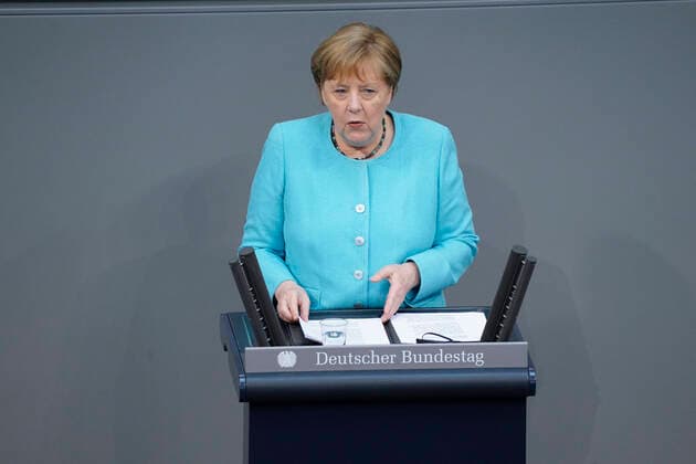 Bilder des Jahres 2021, News 06 Juni News Themen der Woche KW25 News Bilder des Tages 236. Sitzung des Deutschen Bundestag Plenum und Debatte Aktuell, 24.06.2021, Berlin, Angela Merkel die Bundeskanzlerin der Bundesrepublik Deutschland bei ihrer letzten Rede und Regierungserklaerung zum Europaeischen Rat bei der 236. Sitzung des Deutschen Bundestag in Berlin Berlin Berlin Deutschland *** 236 Session of the German Bundestag Plenary and Debate Current, 24 06 2021, Berlin, Angela Merkel the Chancellor of the Federal Republic of Germany during her last speech and government declaration on the European Council at the 236 Session of the German Bundestag in Berlin Berlin Germany