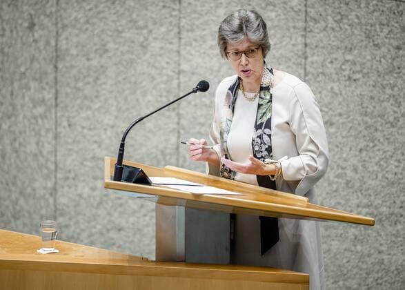 THE HAGUE - Joba van den Berg (CDA) in the House of Representatives during a debate about the developments surrounding the corona virus. REMKO DE WAAL W Copyright: xHollandsexHoogtex xxANPx x432981623x