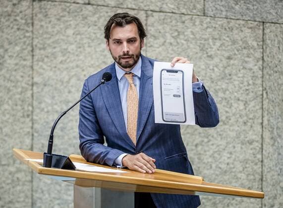 THE HAGUE - Thierry Baudet (Forum for Democracy) in the House of Representatives during a debate about the developments surrounding the corona virus. REMKO DE WAAL W Copyright: xHollandsexHoogtex xxANPx x432983348x