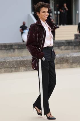 Paris Fashion Week: arrivées au defile Dior Hommes. Arrivee des invites du defile Dior. Farida Khelfa. 269377 2021-06-25  Copyright: xSebastienxFremontx xStarfacex STAR_269377_062