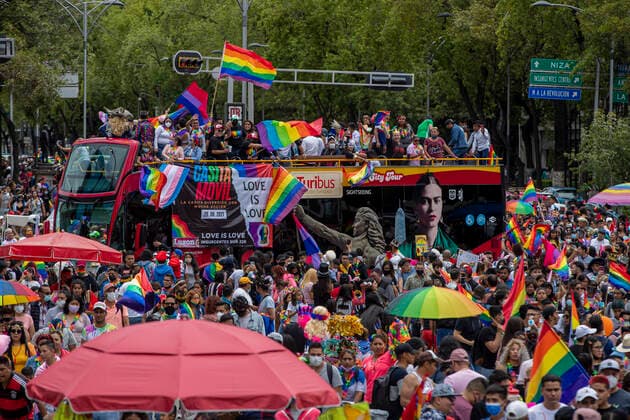 XLIII Edition Of LGBT+ Pride March In Mexico MEXICO CITY, MEXICO - JUNE 26: A group of LGBT community hold rainbow flags while takes part during the XLIII annual pride LGBT+ march on the main avenue demanding equality, in response to the injustice that trans+ people are facing in their daily life in all over the world. Thousands of Lesbian, Gay, Bisexual and Transsexual (LGBT) join the Pride march around the world. On June 26, 2021 in Mexico City, Mexico. Copyright: xRicardoxFloresx EYEPIXGROUP_RFE_26062021_9652