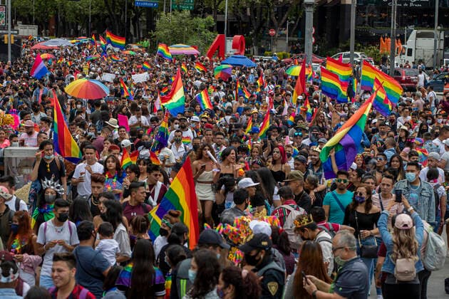 XLIII Edition Of LGBT+ Pride March In Mexico MEXICO CITY, MEXICO - JUNE 26: A group of LGBT community hold rainbow flags while takes part during the XLIII annual pride LGBT+ march on the main avenue demanding equality, in response to the injustice that trans+ people are facing in their daily life in all over the world. Thousands of Lesbian, Gay, Bisexual and Transsexual (LGBT) join the Pride march around the world. On June 26, 2021 in Mexico City, Mexico. Copyright: xRicardoxFloresx EYEPIXGROUP_RFE_26062021_9653