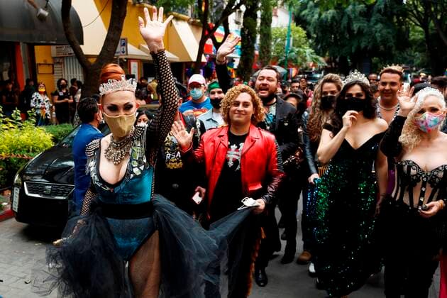 The actresses Carmen Campuzano (L) and Luz Elena Gonzalez (R1) participate in the XLIII edition of the LGBT + pride march, today, in Mexico City, Mexico, 26 June 2021. Thousands of people participated this Saturday in the XLIII edition of the Lesbian, Gay, Bisexual and Transsexual (LGBT) Pride march in Mexico City, in what was a spontaneous outing to the streets of this capital that were suddenly covered with the Rainbow colors. EFE Jose Mendez Thousands return the rainbow to Mexico City in the LGBT + Pride march !ACHTUNG: NUR REDAKTIONELLE NUTZUNG!  Copyright: xJosexMendezx MEX5711 20210627-0c638aefb4897058282ead086867e75d0183d00d