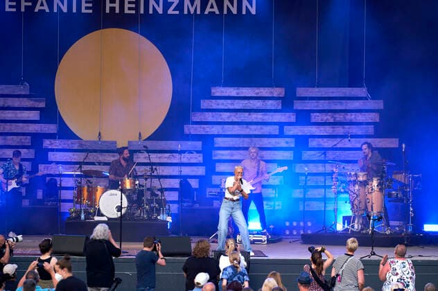 Stefanie Heinzmann live im Rahmen der Konzertreihe Back on Stage auf der Gilde Parkbühne. Hannover, 26.06.2021
