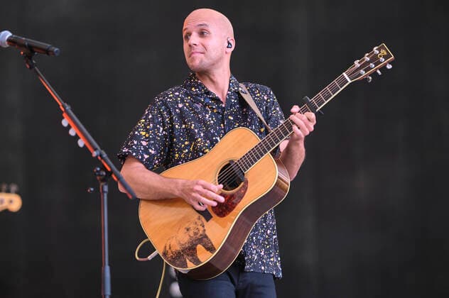 Milow live im Rahmen der Konzertreihe Back on Stage auf der Gilde Parkbühne. Hannover, 27.06.2021