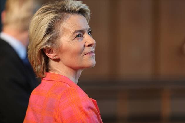 28.06.2021 Frankfurt am Main, Römer European Banker of the Year 2019 Ehrung von Werner Hoyer, Präsident der Europäischen Investitionsbank (EIB) Bild zeigt: EU-Kommissionspräsidentin von der Leyen im Kaisersaal