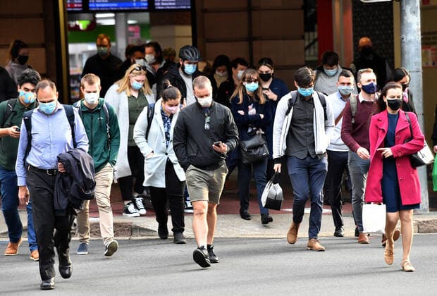 QLD CORONAVIRUS COVID19, People wearing protective face masks are seen in the CBD of Brisbane, Tuesday, June 29, 2021. People in Brisbane have been instructed to wear protective face masks as authorities try to suppress a growing coronavirus (COVID-19) cluster. ( NO ARCHIVING, EDITORIAL USE ONLY, NO USE IN BOOKS WITHOUT CONSENT BRISBANE QLD AUSTRALIA  Copyright: xDARRENxENGLANDx 20210629001553373794