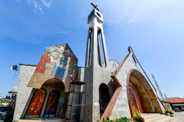 Holy Cross Cathedral, Benin City, Nigeria, West Africa, Africa Copyright: MichaelxRunkel 1184-5664