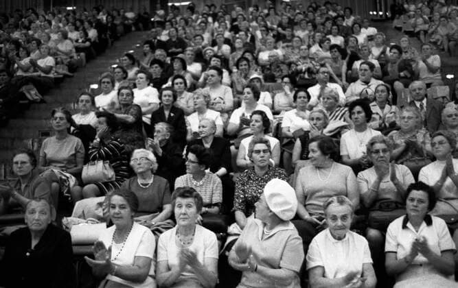 Zum Wahlkampf der CDU 1969 in Essen DEU, Deutschland, Essen: Zum Wahlkampf der CDU kam auch der Chef der CSU , F.J. Strauß im Jahre 1969 in die Gruga in Essen. DEU, Germany, Essen: The head of the CSU , F.J. Strauß, also came to the Gruga in Essen in 1969 for th e CDU election campaign. NRW *** The head of the CSU , F J Strauß, also came to the Gruga in Essen in 1969 for th e CDU election campaign NRW DEU, Germany, Essen The head of the CSU , F J Strauß, also came to the Gruga in Essen in 1969 for th e CDU election campaign NRW