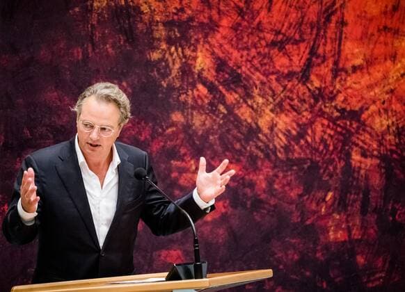 THE HAGUE - Barry Madlener (PVV) during the weekly question time in the House of Representatives. ANP BART SIZE Copyright: xHollandsexHoogtex xxANPx x433184407x