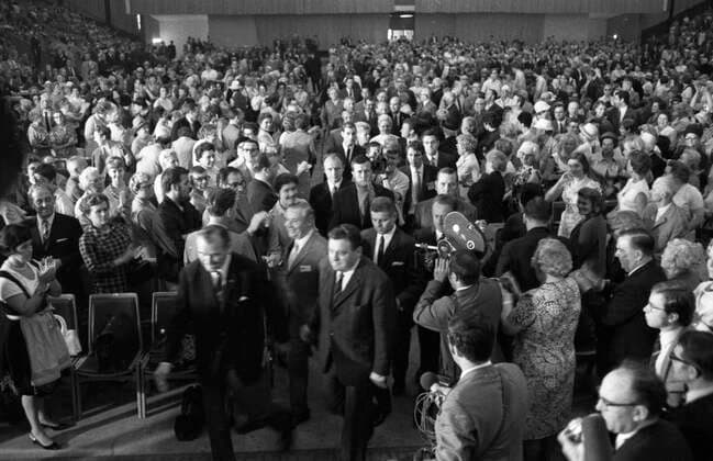 Zum Wahlkampf der CDU 1969 in Essen DEU, Deutschland, Essen: Zum Wahlkampf der CDU kam auch der Chef der CSU , F.J. Strauß im Jahre 1969 in die Gruga in Essen. DEU, Germany, Essen: The head of the CSU , F.J. Strauß, also came to the Gruga in Essen in 1969 for th e CDU election campaign. NRW