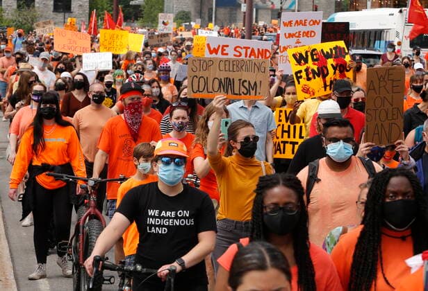 July 1, 2021, Gatineau, QC, Canada: Protesters march to Parliament Hill in Gatineau at a Cancel Canada Day protest in response to the discovery of unmarked indigenous graves at residential schools on Thursday, July 1, 2021. Gatineau Canada  - ZUMAc35_ 20210701_zaf_c35_097 Copyright: xPatrickxDoylex