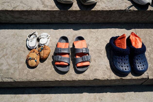 July 1, 2021, Winnipeg, mb, Canada: Shoes left on the stairs of the Winnipeg Legislative Building in support of residential school survivors and the lives lost are shown during a rally, Thursday, July 1, 2021 in Winnipeg. Winnipeg Canada  - ZUMAc35_ 20210701_zaf_c35_191 Copyright: xMikexSudomax