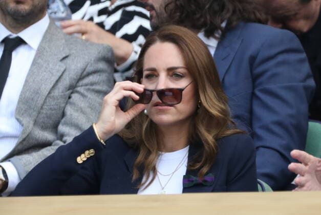 . 02 07 2021. London, United Kingdom. Kate Middleton, The Duchess of Cambridge, on day five of the Wimbledon Tennis Championships in London.  xStephenxLockx xi-Imagesx IIM-22344-0046