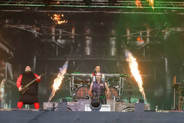 Feuerengel - A Tribute to Rammstein live beim Strandkorb Konzert in Hamburg Hamburg Cruise Center Steinwerder Hamburg Deutschland Copyright: xLobeca RalfxHomburgx
