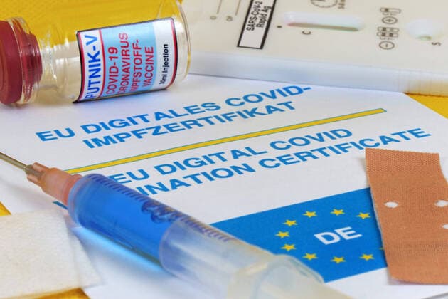 EU-Impfzertifikat als Symbolbild Impfpass