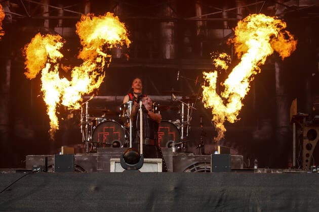 Feuerengel - A Tribute to Rammstein live beim Strandkorb Konzert in Hamburg Hamburg Cruise Center Steinwerder Hamburg Deutschland Copyright: xLobeca RalfxHomburgx
